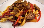 Rindergeschnetzeltes mit Petersilienwurzel und Paprika