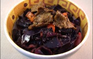Rindergeschnetzeltes auf Rotkohl
