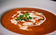 Tomaten-Mozzarella-Suppe