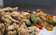 Kokoskrustenhaehnchen mit geduensteter Paprika