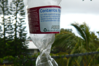 Plastic_bottle_at_1000_feet,_sealed_at_14000_feet