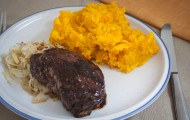 Rinderfiletsteak mit Kürbisbrei